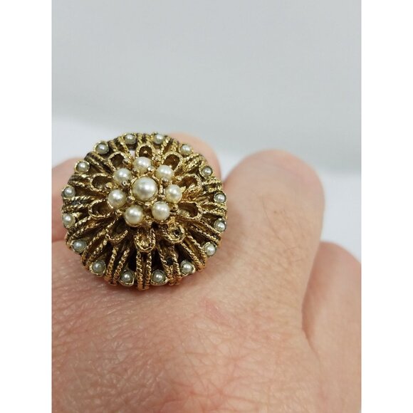 Vintage Gold-Tone Adjustable Costume Ring Faux Pearl Cluster Design Cocktail - Picture 4 of 7